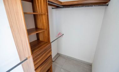 Casa en venta por Mariano Otero, Zapopan Jalisco.