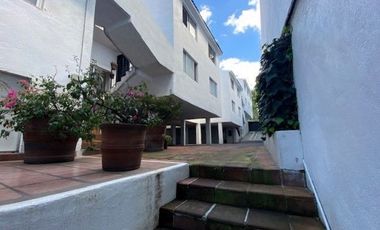 VENTA CASA EN CONDOMINIO EN LOMAS DE BEZARES