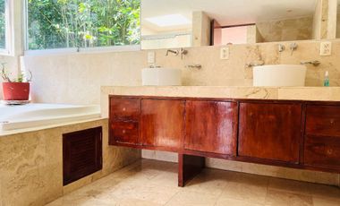 CASA EN VENTA EN JARDINES DEL PEDREGAL