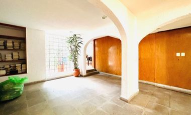 CASA EN VENTA EN JARDINES DEL PEDREGAL
