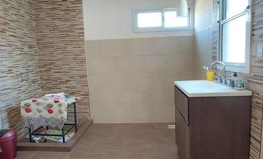 Ibarlucea Casa con Pileta