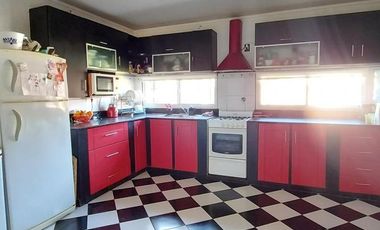 Ibarlucea Casa con Pileta