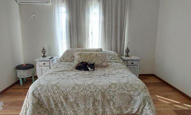 Ibarlucea Casa con Pileta