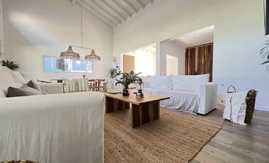 Casa en Venta - Barrio Marítimo IV Lote 37 - Costa Esmeralda - Playa - Dos plantas