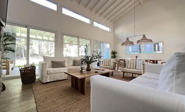 Casa en Venta - Barrio Marítimo IV Lote 37 - Costa Esmeralda - Playa - Dos plantas
