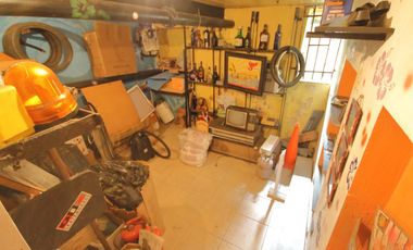Morón 3918: casa lote propio de 7amb.   2 patios   terraza
