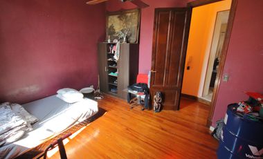 Morón 3918: casa lote propio de 7amb.   2 patios   terraza