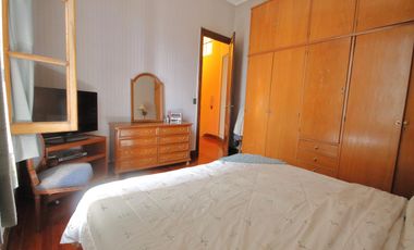 Morón 3918: casa lote propio de 7amb.   2 patios   terraza