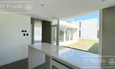 Casa en venta 4 ambientes  Greenville Polo Hudson