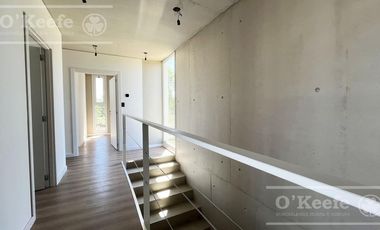 Casa en venta 4 ambientes  Greenville Polo Hudson