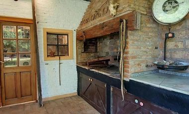 CASA CON HUERTA Y GRANJA IBARLUCEA