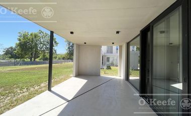 Casa en venta de 4 ambientes  Greenville Polo