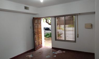 CASA EN PROPIEDAD HORIZONTAL