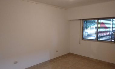 CASA EN PROPIEDAD HORIZONTAL