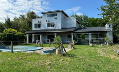 Casa en alquiler - 3 Dormitorios 2 Baños - 2000Mts2 - Haras Del Sur I