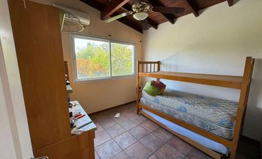 Casa en alquiler - 3 Dormitorios 2 Baños - 2000Mts2 - Haras Del Sur I