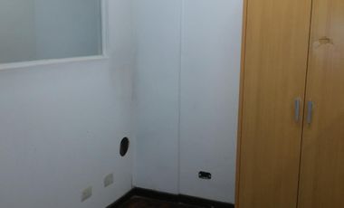 Alquiler de oficina de 50 m2 en Montserrat