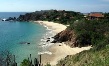 Venta Terreno en Punta Ixtapa, Zihuatanejo, Guerrero