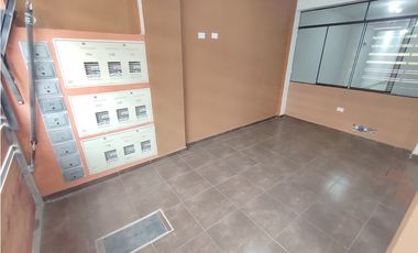 SAN JUAN DE MIRAFLORES - VENTA DEPARTAMENTO + COCHERA - ÁREA 60m2