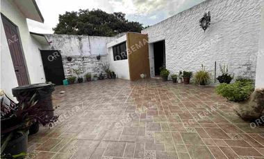 Casa Amplia en Terreno de 1000 metros Ideal para proyecto de vivienda