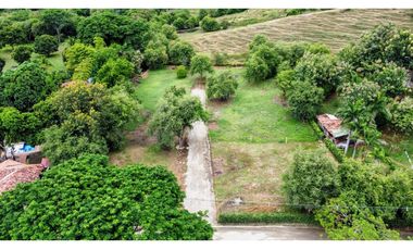 LOTE EN VENTA  EN SOPETRAN