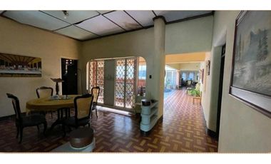 VENTA DE CASA LOTE BARRIO LAURELES MEDELLIN CERCA IG SANTA TERESITA