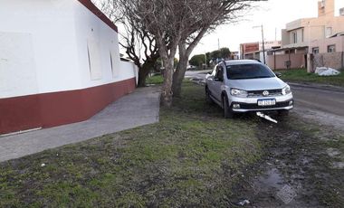 Excelente inmueble apto comercial a mts del mar