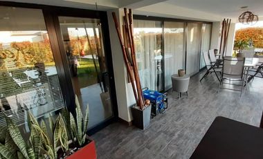 Casa en Altos del Casco barrio privado en Zarate
