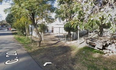 Casa en venta - 2 Dormitorios 2 Baños - Galpón - 600Mts2 - Berazategui Oeste