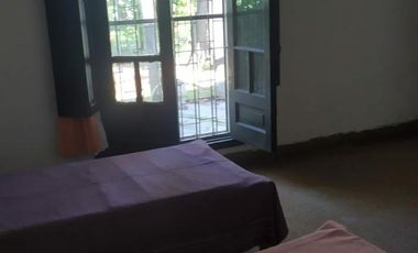 Casa en venta - 2 Dormitorios 2 Baños - Galpón - 600Mts2 - Berazategui Oeste
