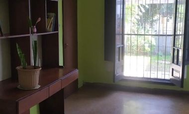 Casa en venta - 2 Dormitorios 2 Baños - Galpón - 600Mts2 - Berazategui Oeste