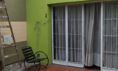 Casa en venta - 2 Dormitorios 2 Baños - Galpón - 600Mts2 - Berazategui Oeste