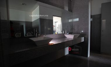 Corporativo de  Lujo con Helipuerto en Zona Andares en Aura Corporativo
