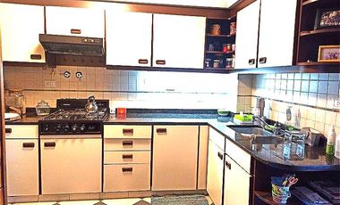 CHALET 4 AMBIENTES CON PARQUE Y QUINCHO - VILLA SARMIENTO