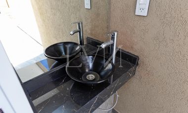 Venta casa 4 ambientes en Sebastian Gaboto con vista a la laguna - Hudson
