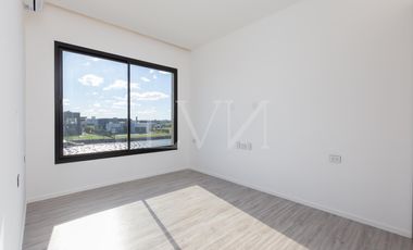 Venta casa 4 ambientes en Sebastian Gaboto con vista a la laguna - Hudson