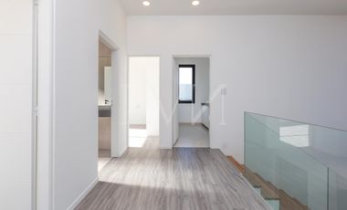 Venta casa 4 ambientes en Sebastian Gaboto con vista a la laguna - Hudson
