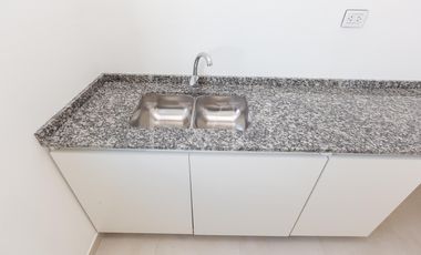 Venta casa 4 ambientes en Sebastian Gaboto con vista a la laguna - Hudson