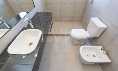 Venta casa 4 ambientes en Sebastian Gaboto con vista a la laguna - Hudson