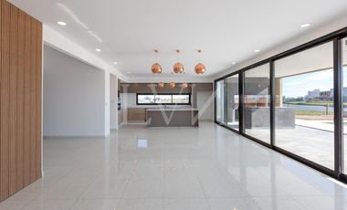 Venta casa 4 ambientes en Sebastian Gaboto con vista a la laguna - Hudson