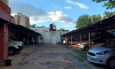 Se vende propiedad céntrica con Locales y departamentos - Posadas