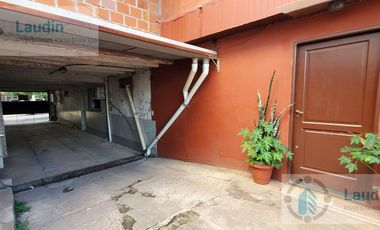 Se vende propiedad céntrica con Locales y departamentos - Posadas