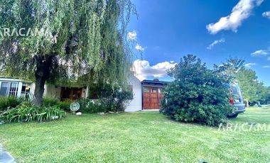 CASA en VENTA en Campos De Echeverría - Canning