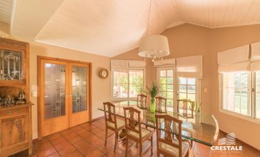 Venta casa 4 dormitorios Roldán