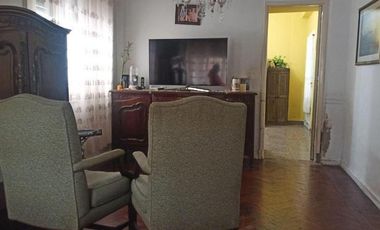 Casa 5 ambientes. | Martin Rodriguez al 3700