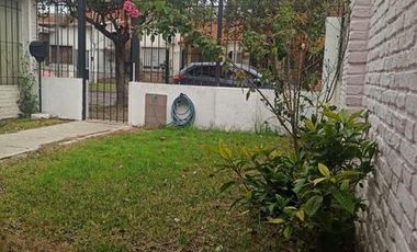 Casa 5 ambientes. | Martin Rodriguez al 3700