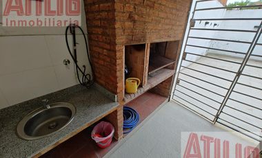 Nuñez Casa PH 5ambientes cochera patio Jardín parrilla  duplex 3 dormitorios