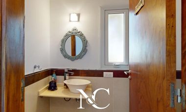 Casa en venta en Costa Esmeralda con fondo libre arbolado