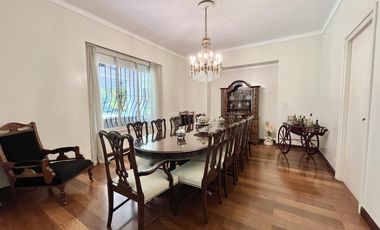 Importante Residencia en el corazón de Olivos Golf.