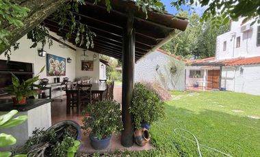 Importante Residencia en el corazón de Olivos Golf.